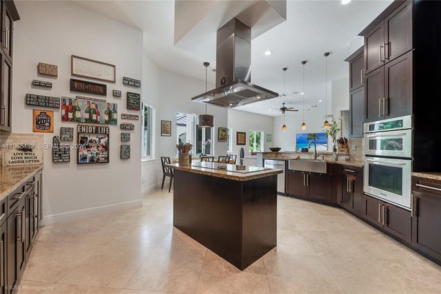 8050 SW 175th Street, Palmetto Bay, FL 33157