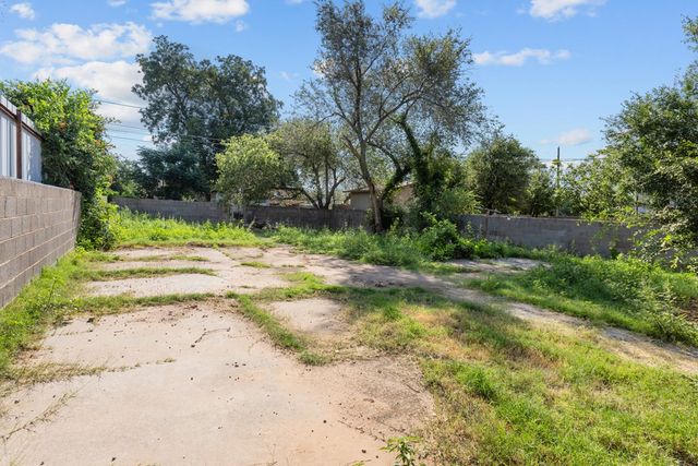 2102 N Hancock Ave, Odessa, TX 79761