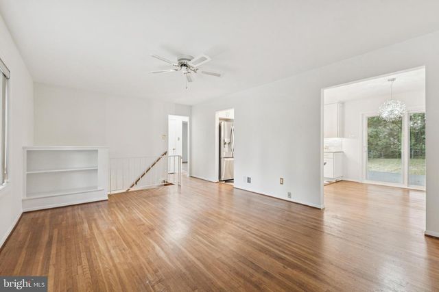 13719 MCGILL DR, Chantilly, VA 20151