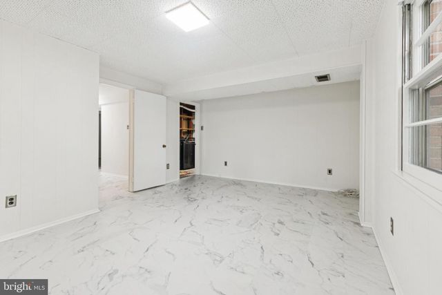 13719 MCGILL DR, Chantilly, VA 20151