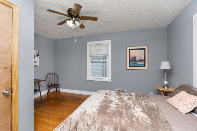 712 NELSON ST, Staunton, VA 24401