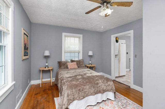 712 NELSON ST, Staunton, VA 24401