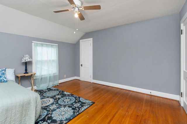 712 NELSON ST, Staunton, VA 24401