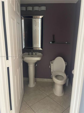 2155 Anchor Ct 2003, Fort Lauderdale, FL 33312