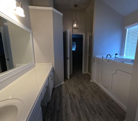 2521 Saratoga Drive, League City, TX 77573