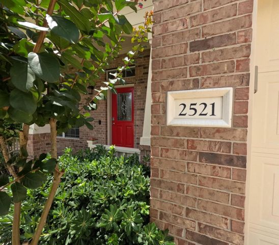 2521 Saratoga Drive, League City, TX 77573