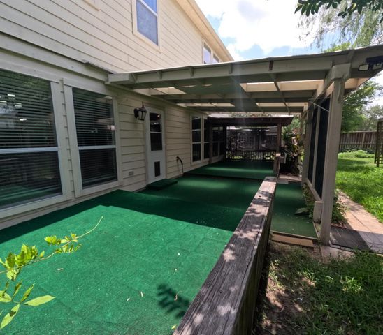 2521 Saratoga Drive, League City, TX 77573