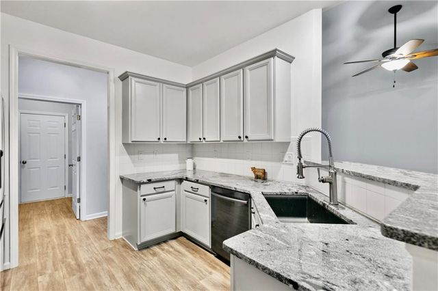 3809 Clear Lake Way NW, Acworth, GA 30101