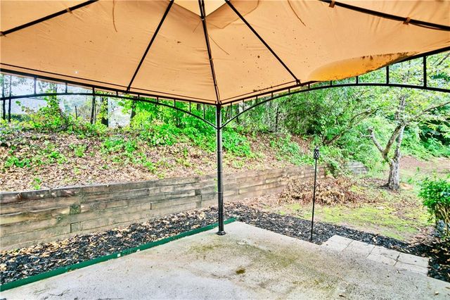 3809 Clear Lake Way NW, Acworth, GA 30101