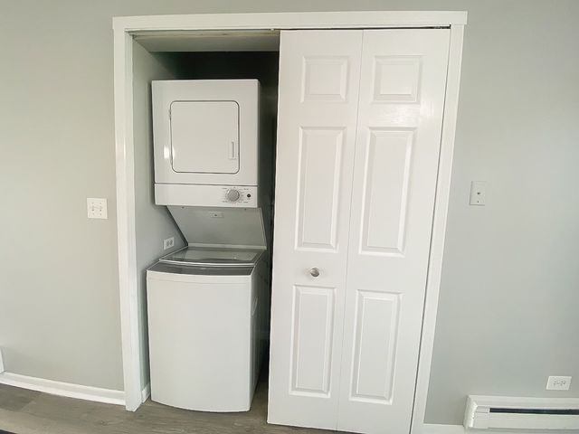 182 S Waters Edge Drive 201, Glendale Heights, IL 60139