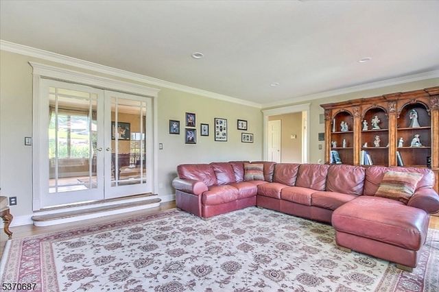 17 Lambert Dr, Sparta Twp., NJ 07871