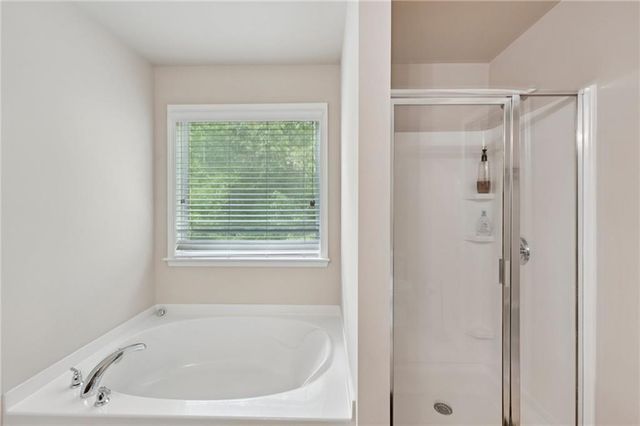 6108 Pierless Avenue, Sugar Hill, GA 30518