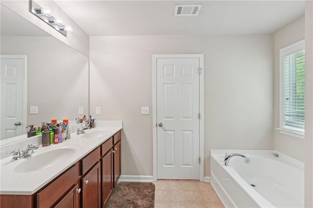 6108 Pierless Avenue, Sugar Hill, GA 30518