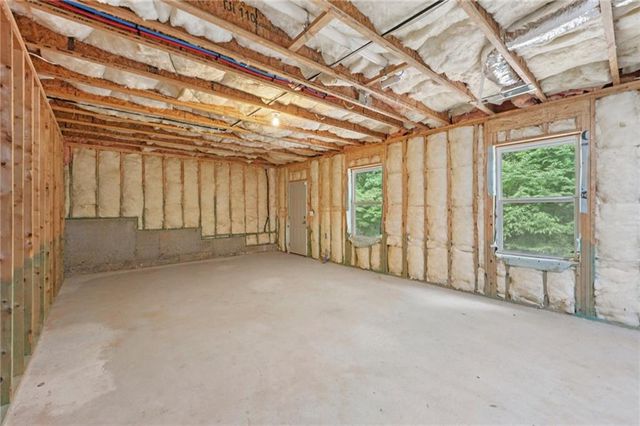 6108 Pierless Avenue, Sugar Hill, GA 30518