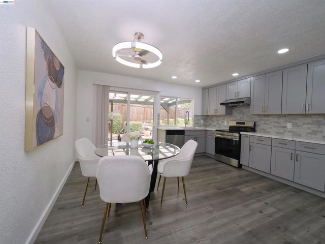 20 Yale Ct, San Ramon, CA 94583