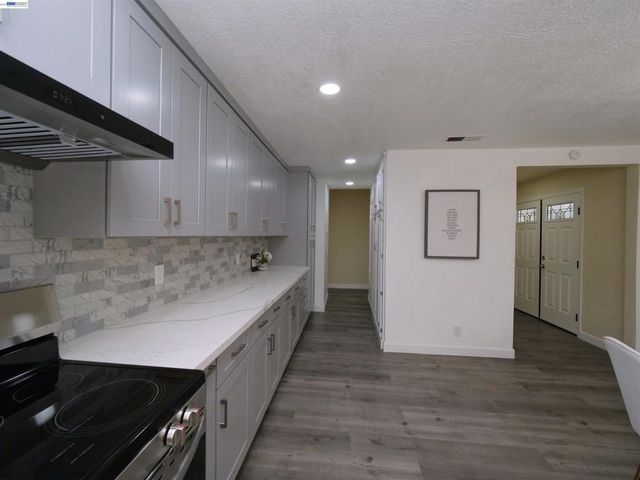 20 Yale Ct, San Ramon, CA 94583