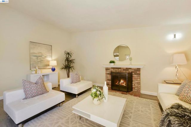 20 Yale Ct, San Ramon, CA 94583