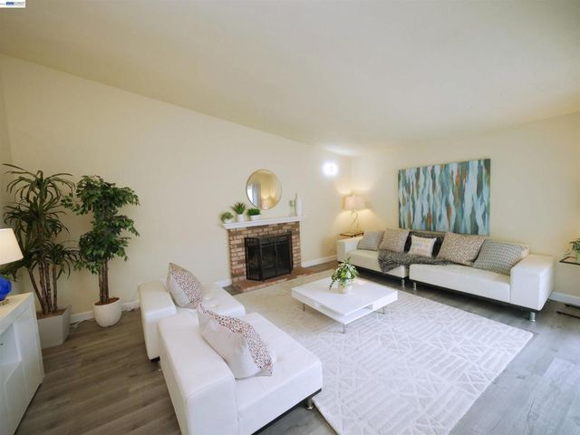 20 Yale Ct, San Ramon, CA 94583