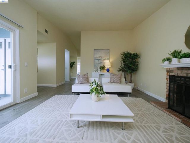 20 Yale Ct, San Ramon, CA 94583
