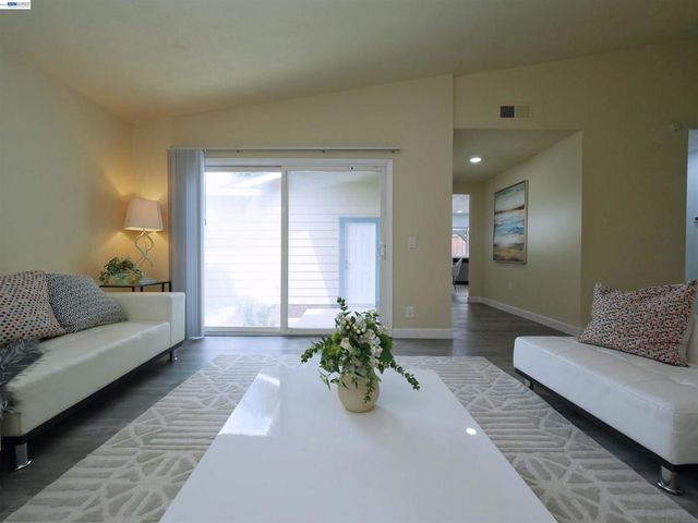 20 Yale Ct, San Ramon, CA 94583