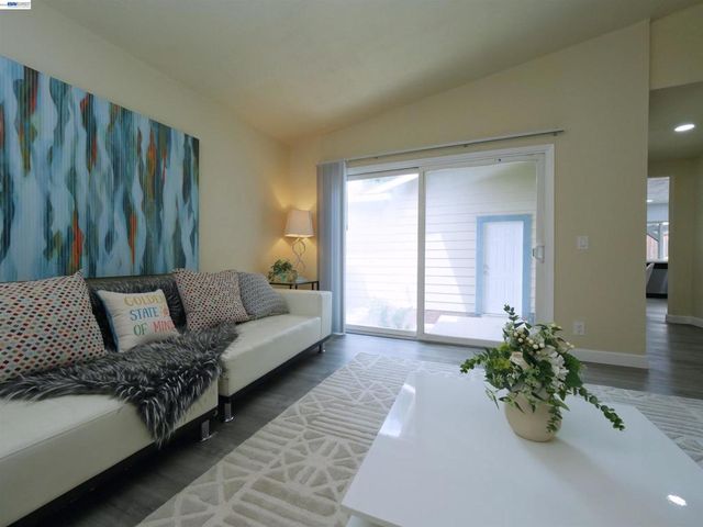 20 Yale Ct, San Ramon, CA 94583