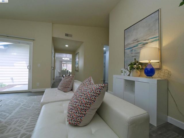 20 Yale Ct, San Ramon, CA 94583