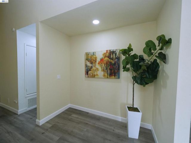 20 Yale Ct, San Ramon, CA 94583