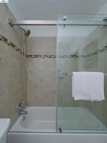 20 Yale Ct, San Ramon, CA 94583
