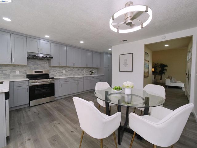 20 Yale Ct, San Ramon, CA 94583