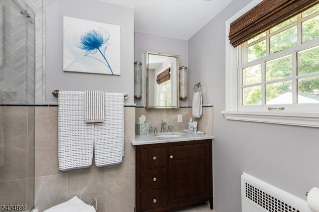 90 Stonehouse Rd, Glen Ridge Boro Twp., NJ 07028