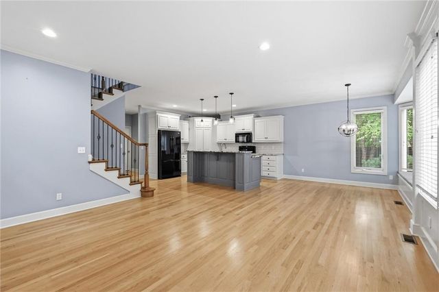 16118 S LOCUST Street, Olathe, KS 66062