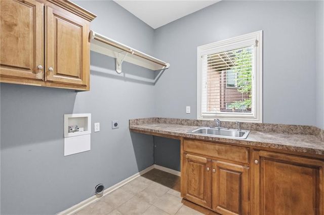 16118 S LOCUST Street, Olathe, KS 66062
