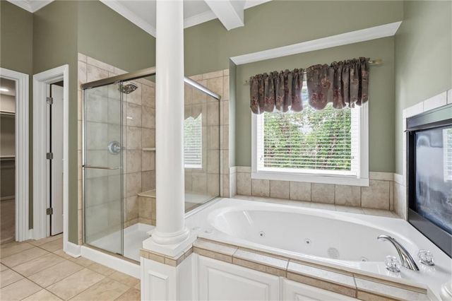 16118 S LOCUST Street, Olathe, KS 66062