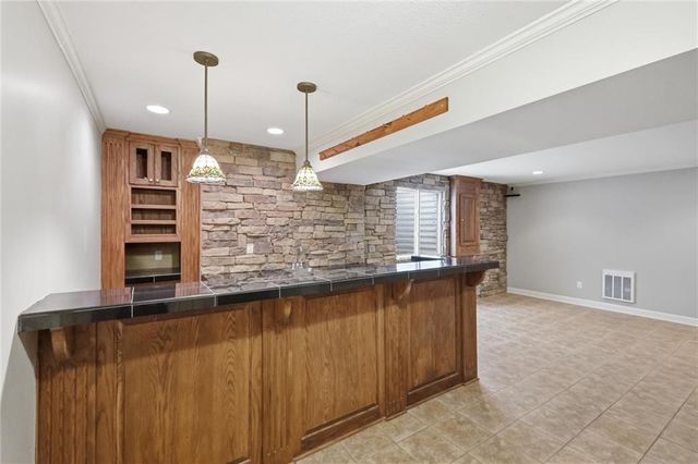 16118 S LOCUST Street, Olathe, KS 66062