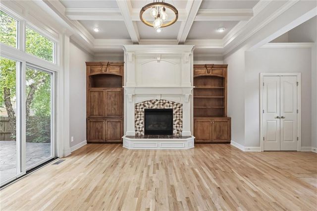 16118 S LOCUST Street, Olathe, KS 66062