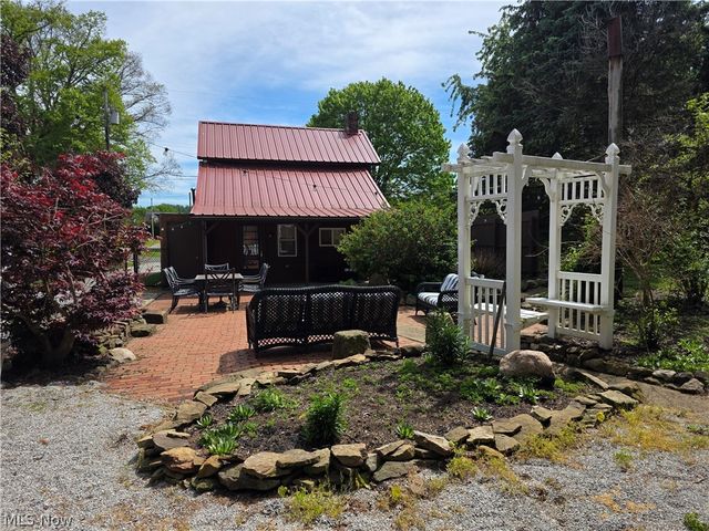24936 Canal Street, East Rochester, OH 44625
