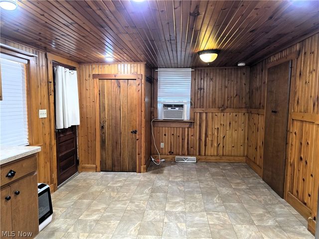 24936 Canal Street, East Rochester, OH 44625