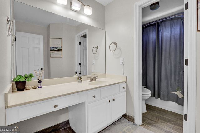3960 Oak Park Drive, Suwanee, GA 30024