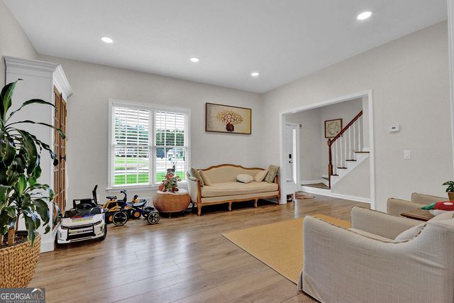 3960 Oak Park Drive, Suwanee, GA 30024