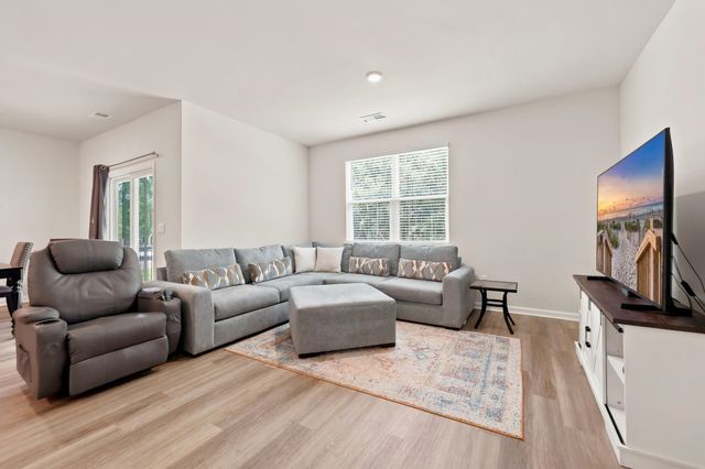 8093 Bear Claw Way, Conway, SC 29526
