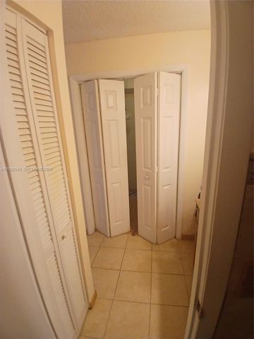 14345 SW 57th Ln 5-14, Miami, FL 33183
