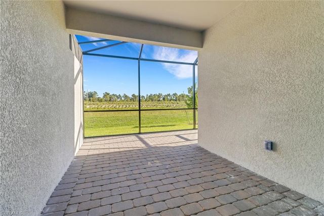 19712 Hinkley DR, Estero, FL 33928