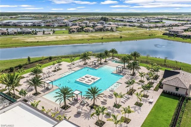 19712 Hinkley DR, Estero, FL 33928