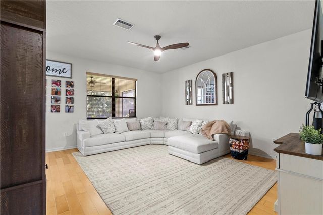 7931 HAMPTON LAKE DRIVE, Tampa, FL 33647