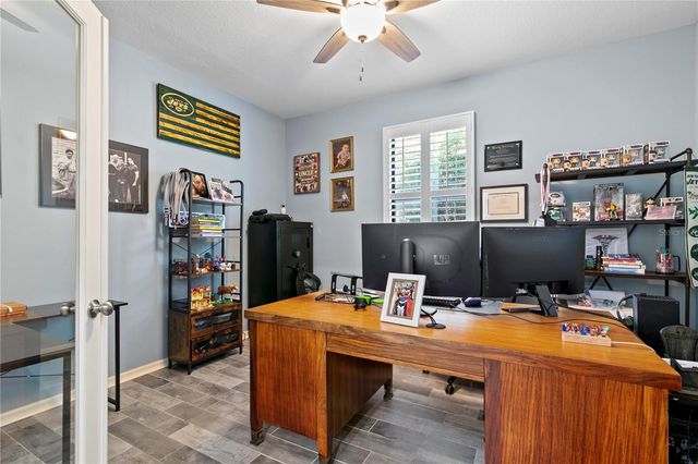 7931 HAMPTON LAKE DRIVE, Tampa, FL 33647