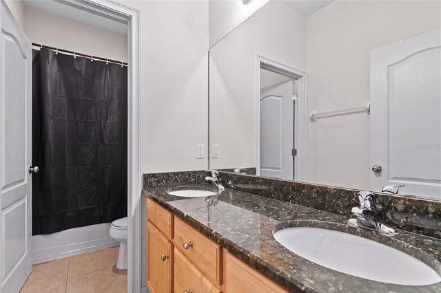 7931 HAMPTON LAKE DRIVE, Tampa, FL 33647