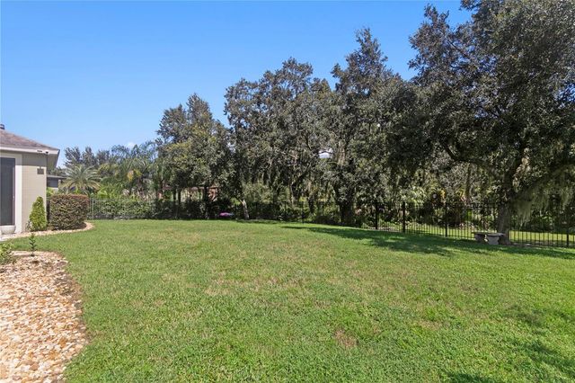 7931 HAMPTON LAKE DRIVE, Tampa, FL 33647