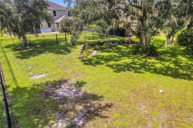 7931 HAMPTON LAKE DRIVE, Tampa, FL 33647