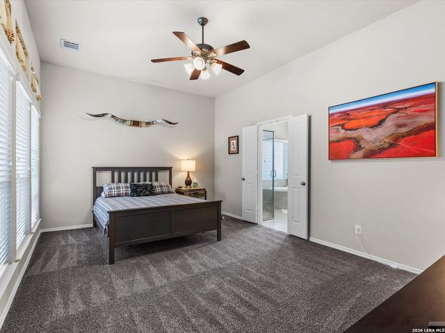 217 SPLIT RAIL DR, San Marcos, TX 78666