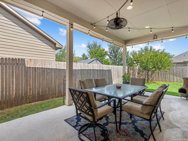 217 SPLIT RAIL DR, San Marcos, TX 78666